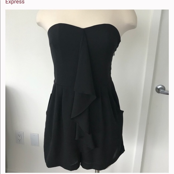 Express Ruffle Romper - Picture 3 of 6